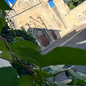  Séjour chez l'habitant Le Donjon De La Roquette France