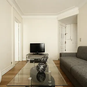 Bridgestreet Champs-elysees Apartment Paris